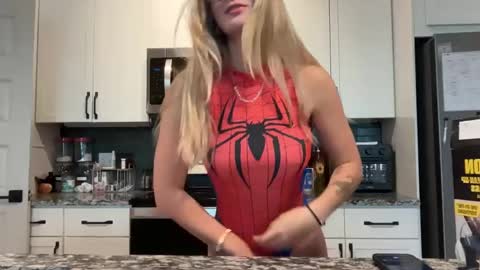 Snapshot of therosiecheeks chatting on May 12, 4:59 pm therosiecheeks online show from May 12, 4:59 pm