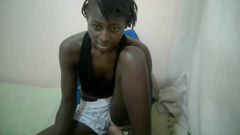 Snapshot of therry_heart chatting on September 11, 7:03 pm hearty online show from September 11, 7:03 pm