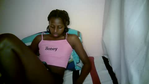 Snapshot of therry_heart chatting on September 19, 4:47 am hearty online show from September 19, 4:47 am