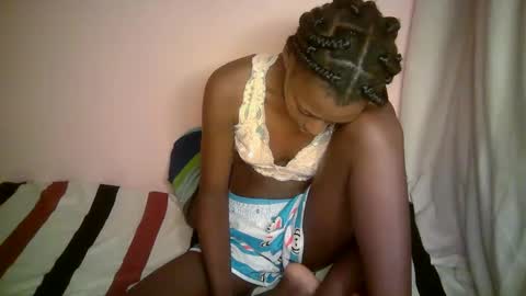 Snapshot of therry_heart chatting on September 24, 9:12 am hearty online show from September 24, 9:12 am