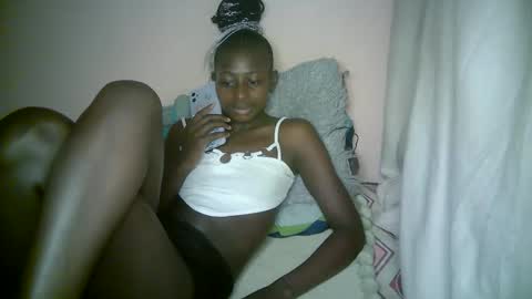 Snapshot of therry_heart chatting on September 28, 7:08 pm hearty online show from September 28, 7:08 pm