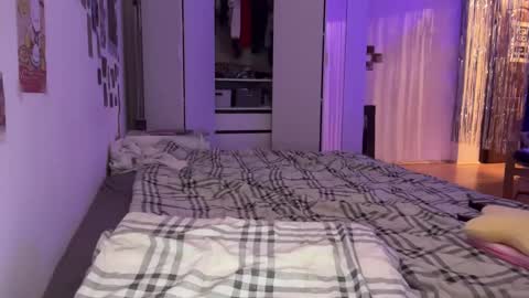 LISA                                            online show from December 16, 10:56 pm