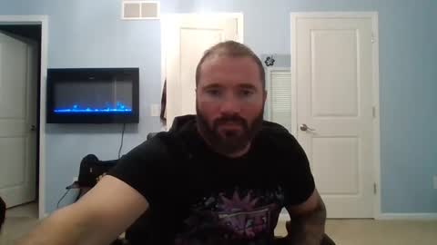 Snapshot of thesexorcist1984 chatting on January 22, 10:26 pm James online show from January 22, 10:26 pm