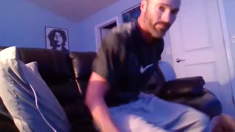 Snapshot of thesexorcist1984 chatting on September 18, 8:27 am James online show from September 18, 8:27 am