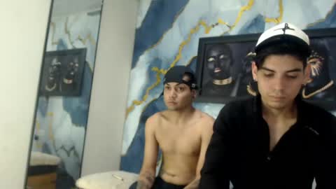 David y Daniel online show from July 11, 6:49 am