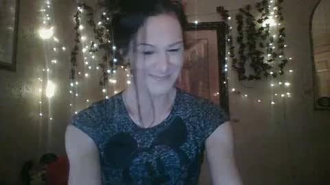 sillymillie0 online show from October 23, 1:54 pm