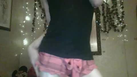 sillymillie0 online show from February 15, 11:23 pm