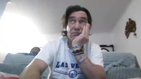 Snapshot of thestardad394997 chatting on April 23, 12:29 pm thestardad394997 online show from April 23, 12:29 pm