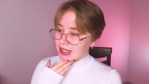 Lucia online show from February 16, 7:59 am