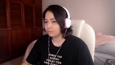 Snapshot of thetalkingbutt chatting on May 28, 1:08 pm Mai online show from May 28, 1:08 pm
