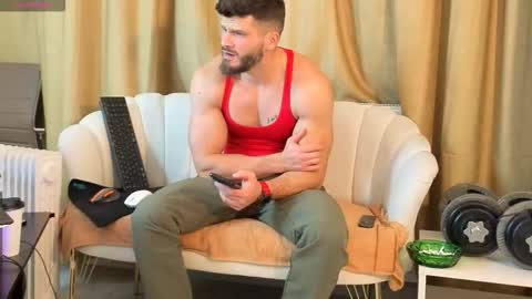 Snapshot of thetop200 chatting on October 21, 4:19 pm TheTop online show from October 21, 4:19 pm