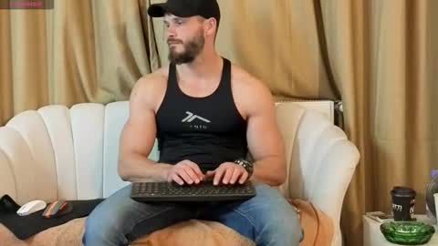 Snapshot of thetop200 chatting on October 30, 6:41 pm TheTop online show from October 30, 6:41 pm