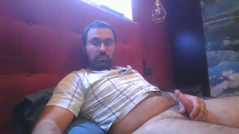 Snapshot of theviper1990 chatting on December 2, 11:07 pm Carlos1990 online show from December 2, 11:07 pm