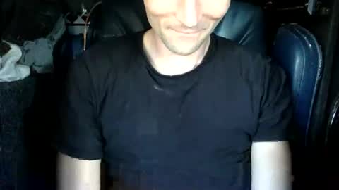 Snapshot of thewhat4567 chatting on April 15, 9:48 pm thewhat4567 online show from April 15, 9:48 pm