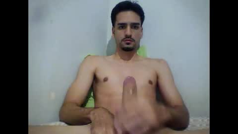 thiago22bk online show from September 18, 4:47 am