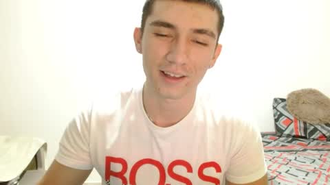 thiago_deseo69 online show from April 28, 1:37 am