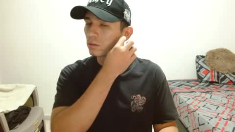 thiago_deseo69 online show from April 29, 12:59 am