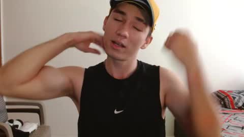 Snapshot of thiago_deseo69 chatting on May 3, 6:36 pm thiago_deseo69 online show from May 3, 6:36 pm