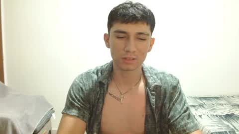 Snapshot of thiago_deseo69 chatting on July 7, 1:19 am thiago_deseo69 online show from July 7, 1:19 am
