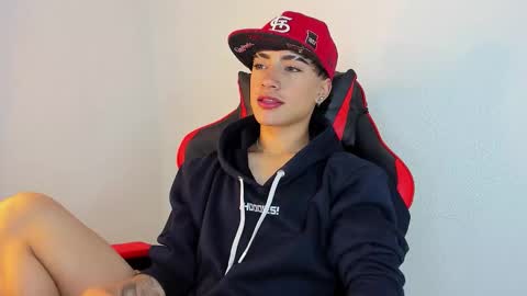 Thiago online show from November 21, 3:33 pm