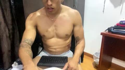 Snapshot of thiago_happy chatting on September 28, 5:02 am thiago_happy online show from September 28, 5:02 am