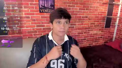 Snapshot of thiago_kozak chatting on July 23, 2:48 pm thiago online show from July 23, 2:48 pm
