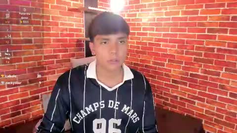 Snapshot of thiago_kozak chatting on July 28, 6:20 pm thiago online show from July 28, 6:20 pm