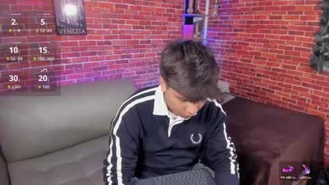 Snapshot of thiago_kozak chatting on August 5, 2:09 pm thiago online show from August 5, 2:09 pm
