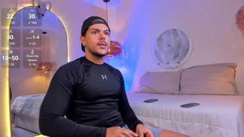 Snapshot of thiago_mercer chatting on October 28, 10:08 am Thiago online show from October 28, 10:08 am