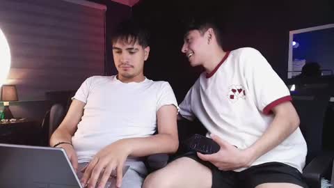 Thiago online show from April 26, 1:58 am