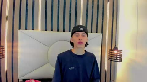 Snapshot of thiago_twink38 chatting on August 10, 4:38 am thiago_twink38 online show from August 10, 4:38 am