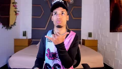 ThiagoFerreti online show from November 27, 7:38 pm