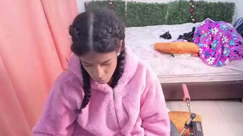 thiana_horny online show from July 4, 12:33 pm