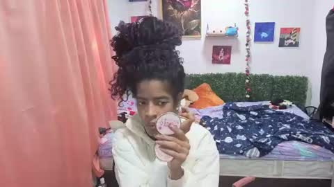 thiana_horny online show from July 11, 2:09 pm