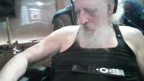 thickcock0008 online show from May 13, 4:26 pm