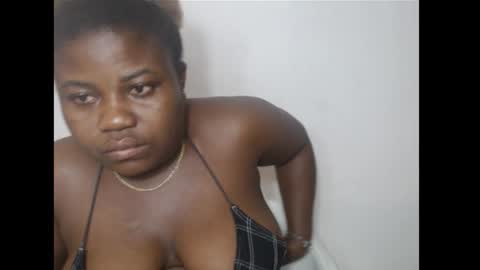 thickebonny7 online show from February 3, 10:31 am