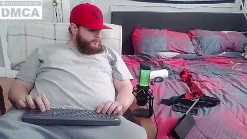 Snapshot of thickhandsomeman chatting on January 9, 5:11 pm ThickHandsomeMan online show from January 9, 5:11 pm