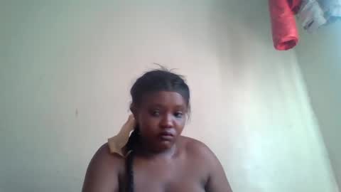 Snapshot of thickianababe chatting on January 2, 5:14 am thickianababe online show from January 2, 5:14 am