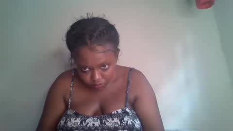 Snapshot of thickianababe chatting on January 25, 1:08 pm thickianababe online show from January 25, 1:08 pm