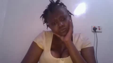 Snapshot of thickianababe chatting on February 3, 1:49 pm thickianababe online show from February 3, 1:49 pm