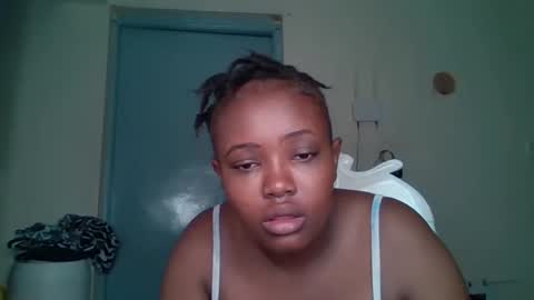 Snapshot of thickianababe chatting on March 16, 9:13 am thickianababe online show from March 16, 9:13 am