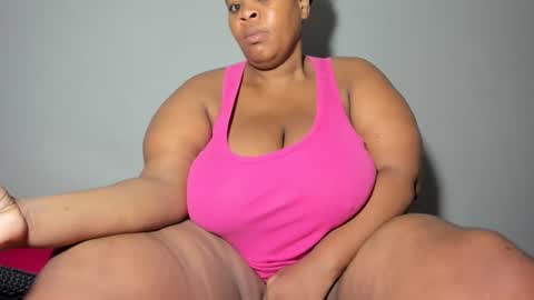 thickleeyanax online show from February 20, 2:29 am