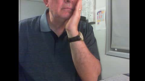 Snapshot of thickmelnik chatting on January 12, 1:05 pm James online show from January 12, 1:05 pm