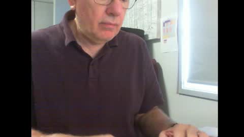 Snapshot of thickmelnik chatting on January 12, 9:51 pm James online show from January 12, 9:51 pm