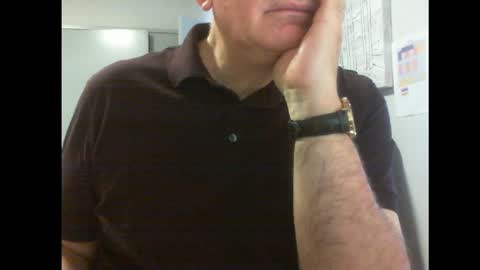 Snapshot of thickmelnik chatting on January 16, 1:58 am James online show from January 16, 1:58 am