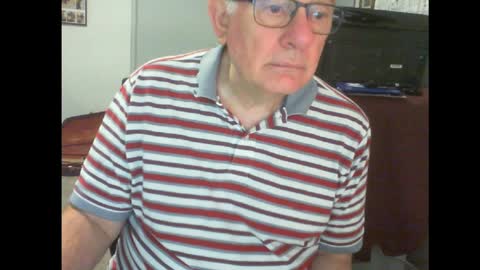 Snapshot of thickmelnik chatting on January 24, 1:47 pm James online show from January 24, 1:47 pm