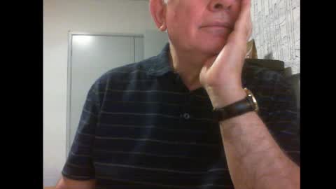 Snapshot of thickmelnik chatting on January 28, 2:21 pm James online show from January 28, 2:21 pm