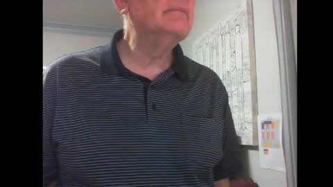 Snapshot of thickmelnik chatting on February 9, 1:25 pm James online show from February 9, 1:25 pm