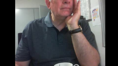 Snapshot of thickmelnik chatting on February 11, 12:16 pm James online show from February 11, 12:16 pm