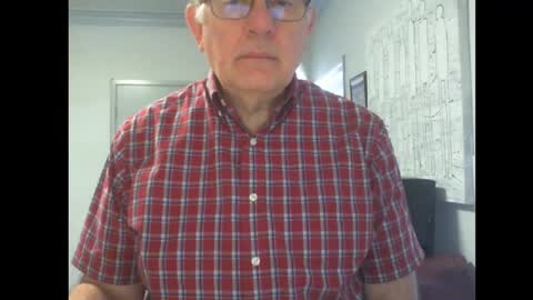 Snapshot of thickmelnik chatting on February 16, 11:37 pm James online show from February 16, 11:37 pm